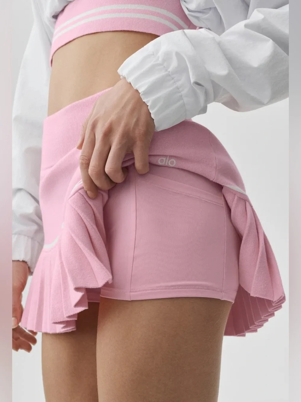 💗ALO💗 PINK MARSHMALLOW Scholar Knit My Serve Skirt